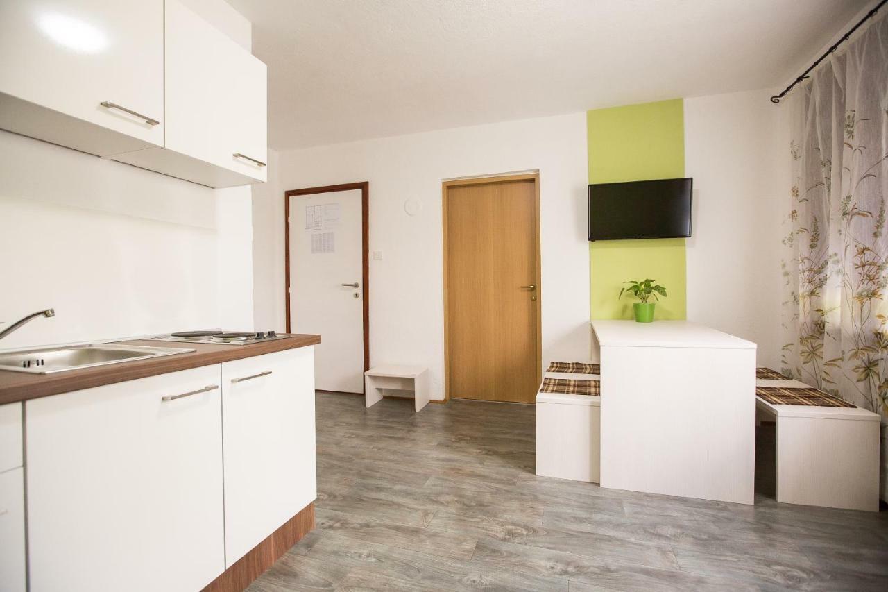 Asgard Guesthouse Йосипдол Екстериор снимка