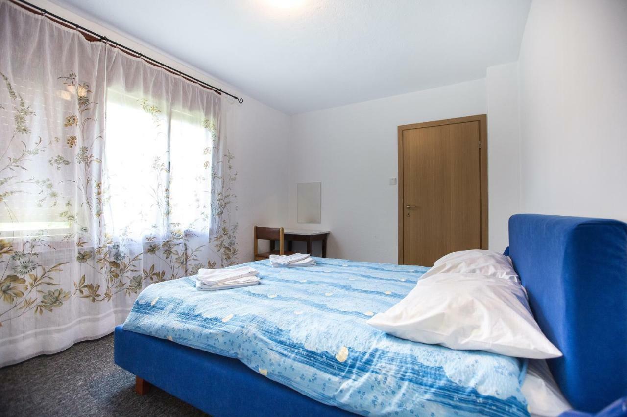 Asgard Guesthouse Йосипдол Екстериор снимка