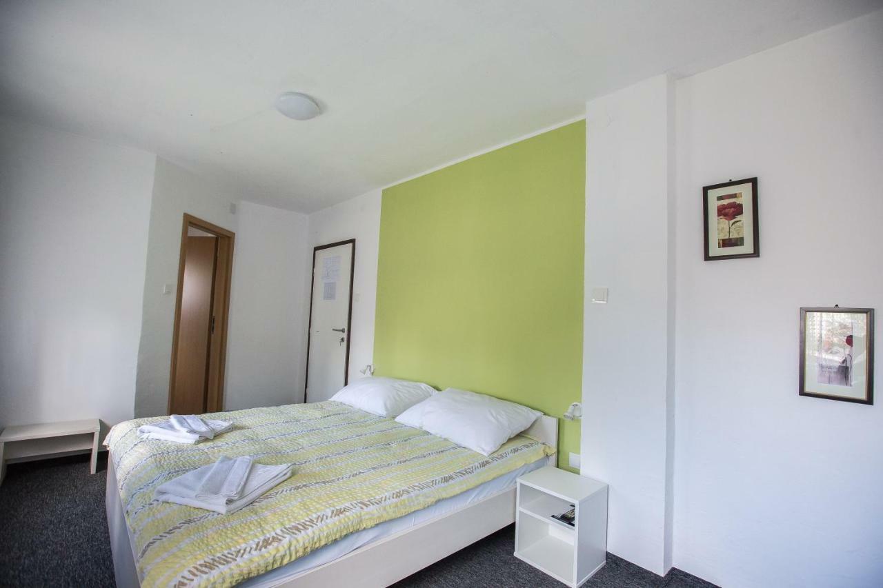 Asgard Guesthouse Йосипдол Екстериор снимка